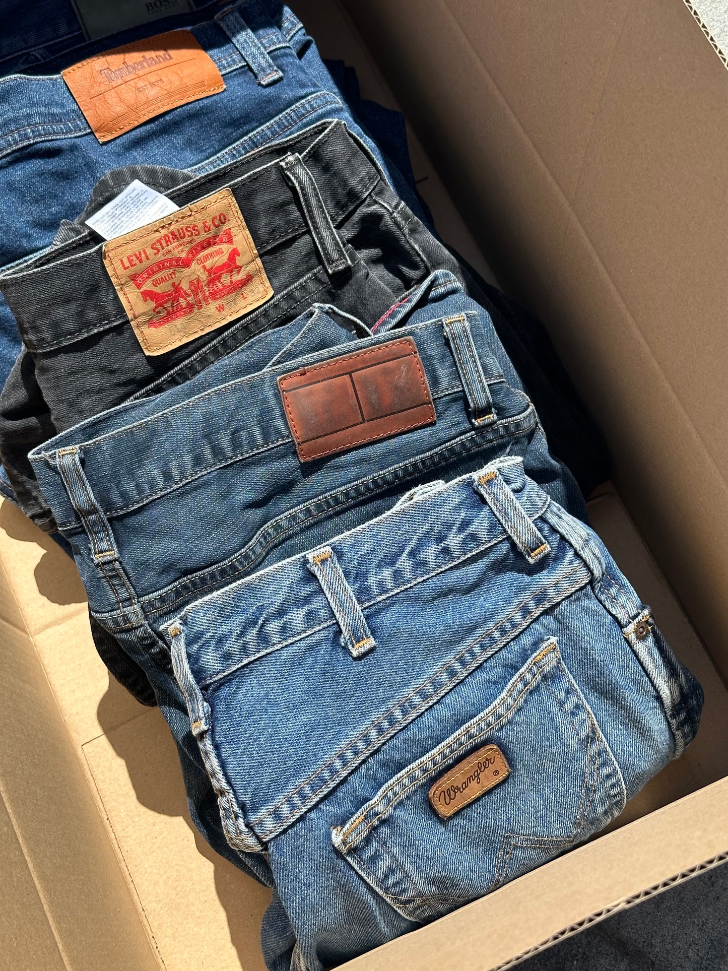 5kg Spodnie Jeansowe Markowe Mix | Levi’s, Lee, Wrangler, Tommy Hilfiger, Diesel